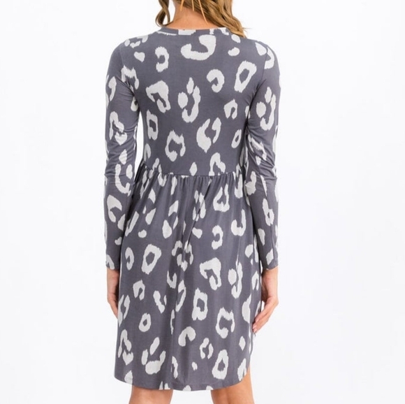 Boutique Animal Print Flare Dress Long Sleeve Pockets Above The Knee Gray - Picture 3 of 16